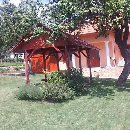 Szabó Pince Affittacamere Balatonederics