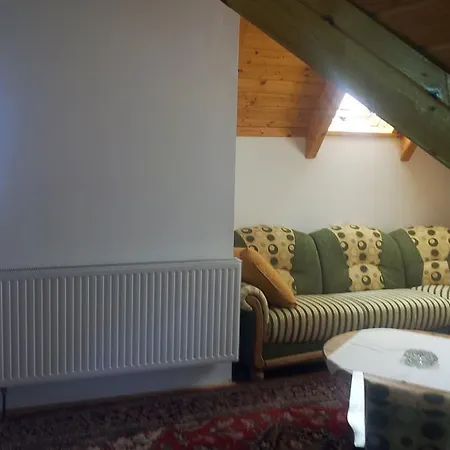 Szabo Pince Vendeghaz * Балатонедерич