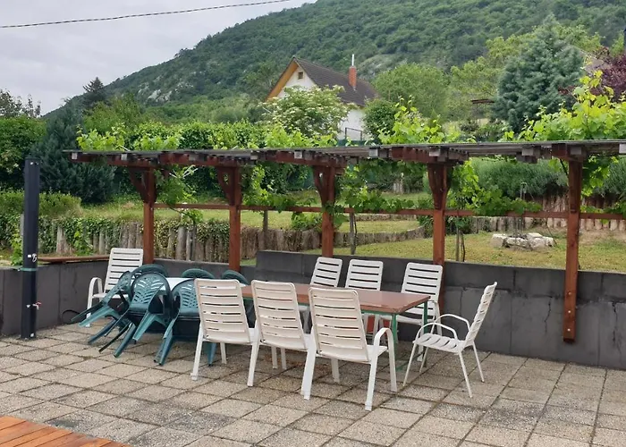 Szabo Pince Vendeghaz Балатонедерич