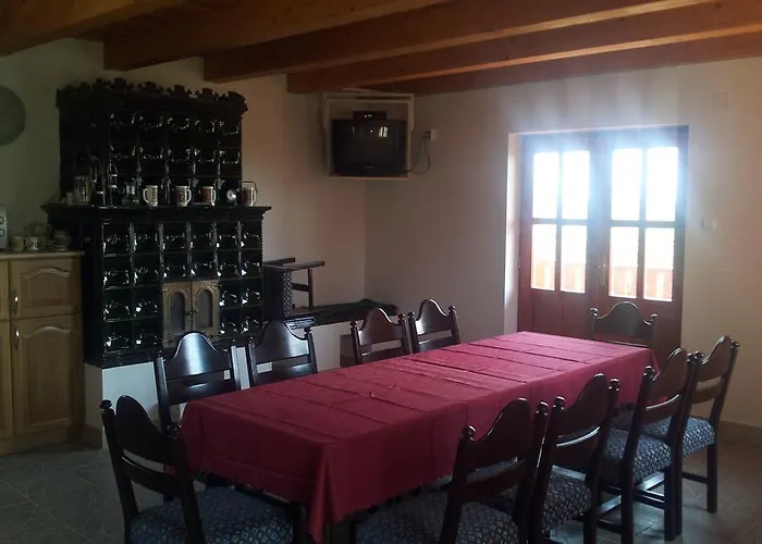 Szabo Pince Vendeghaz Гостевой дом