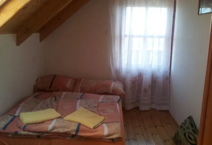 בית הארחה Szabo Pince Vendeghaz *