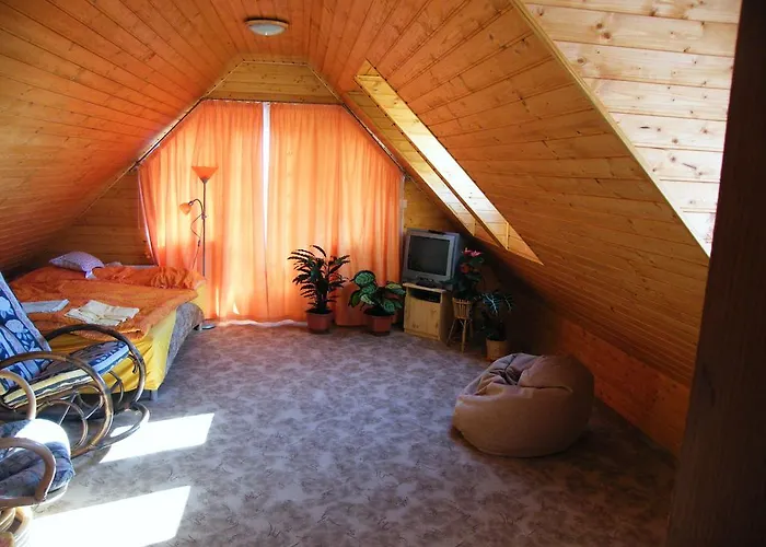 Szabo Pince Vendeghaz Гостевой дом *